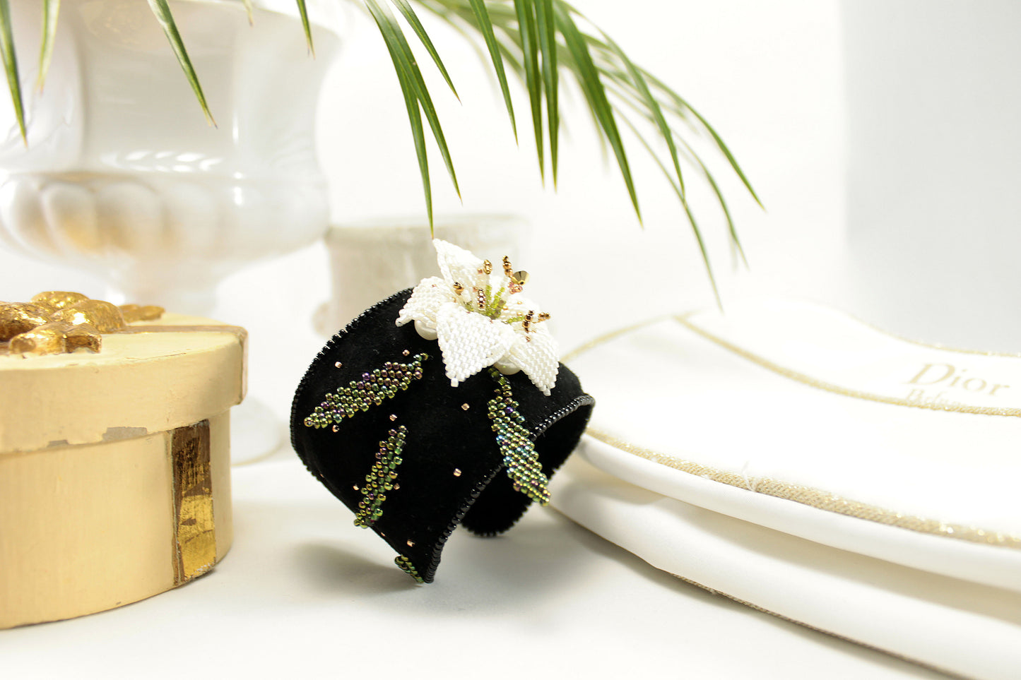 Bracelet White Lily