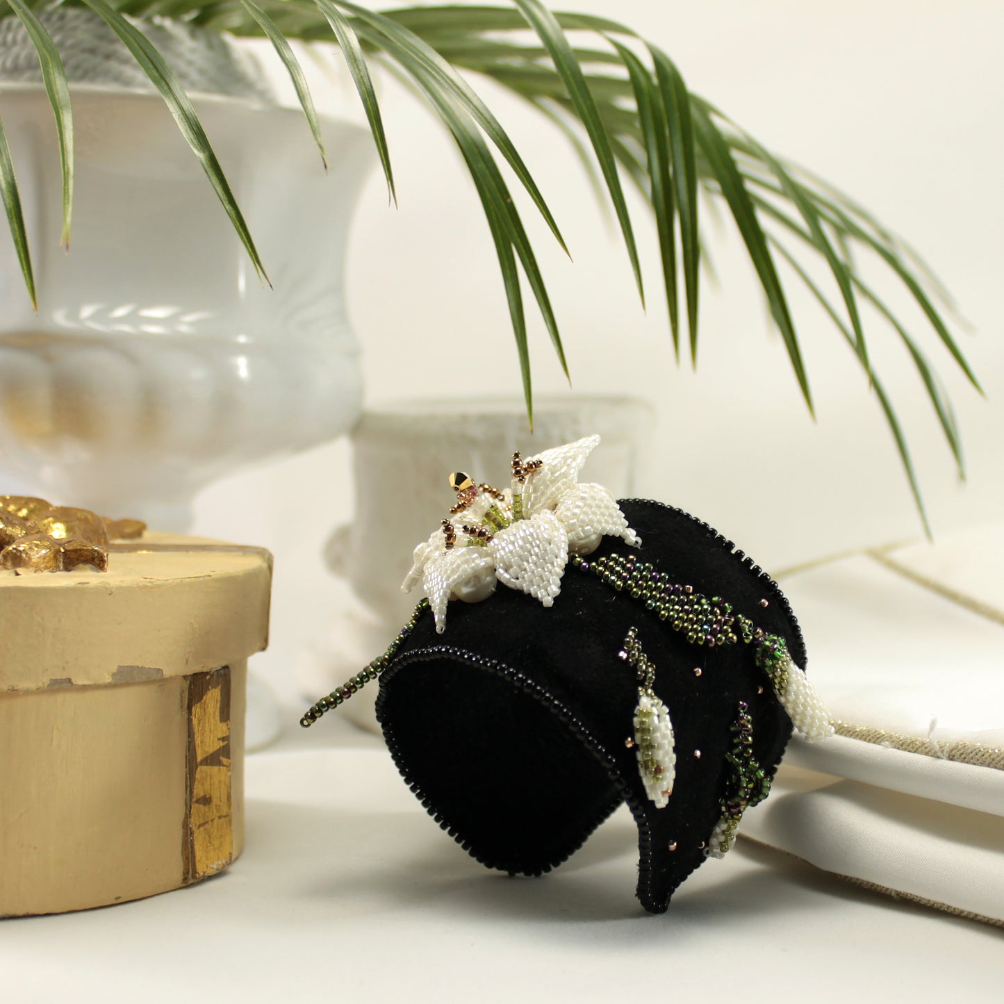 Bracelet White Lily