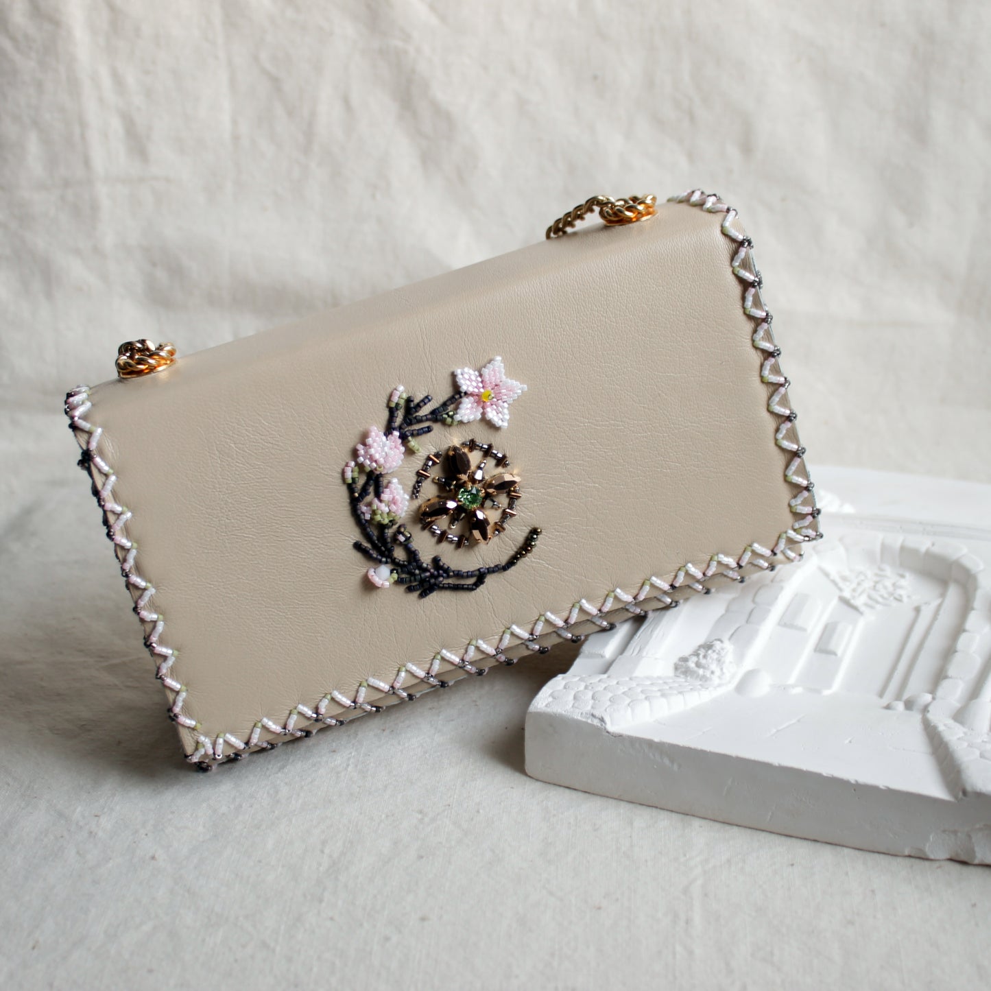 Wiciya beaded Bag Wind