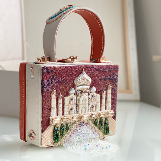 Art beaded bag Taj Mahal — A Love Story