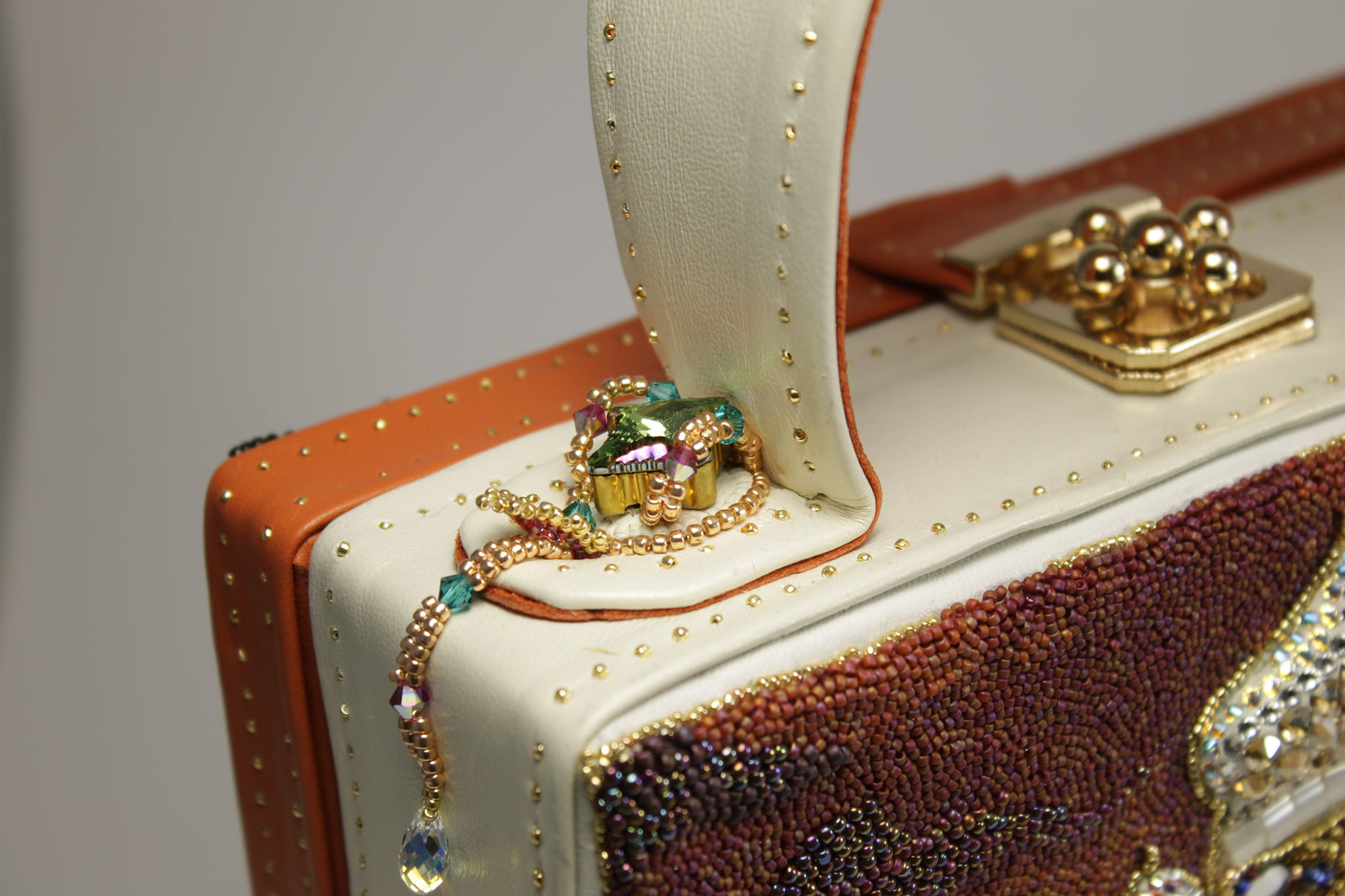 Art beaded bag Taj Mahal — A Love Story